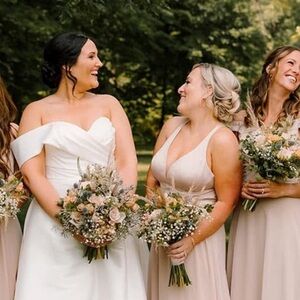 Formal Gown - Bridesmaid, Homecoming. Champagne size 8